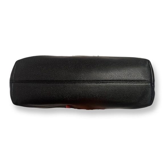 Vintage Chanel Caviar Leather Tote - Picture 5 of 12